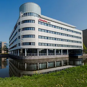 Hampton By Hilton Amsterdam Airport Schiphol Otel